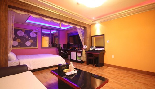 Room (VIP)
