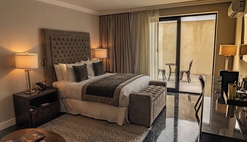 Premier Room