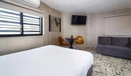 Presidential Studio Suite