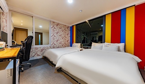 Room (Building B - Twin (PC OTT))