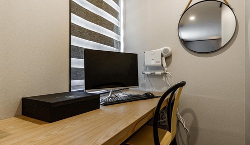 Room (Ondol Room)