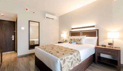 Room, 1 King Bed, Non Smoking