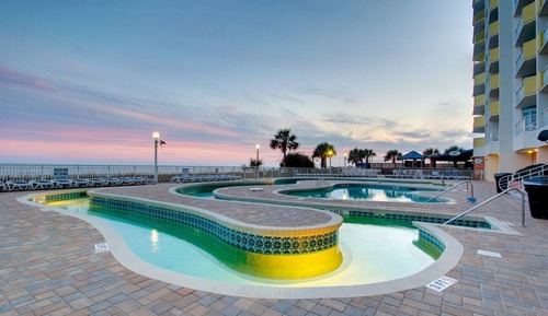 Condo, 1 Bedroom (1718)