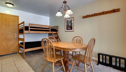 Condo, 1 Bedroom