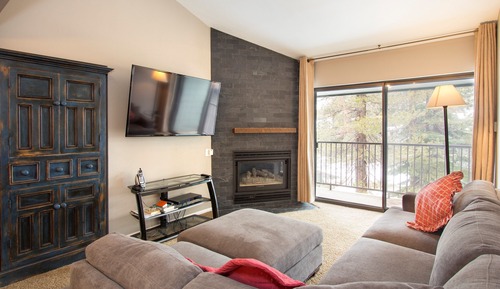 Condo, 2 Bedrooms