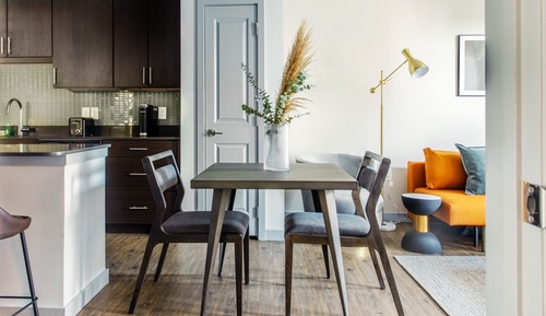 1 Bed | 1 Bath Suite with Balcony Accessible
