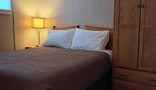 Basic Room, 1 Queen Bed with Sofa bed
