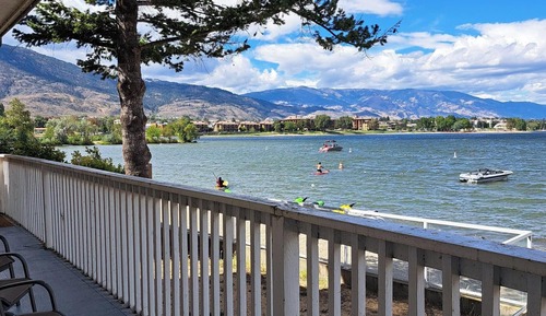 Condo, 3 Bedrooms, Lake View
