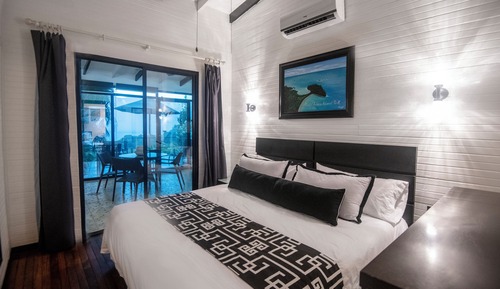 Exclusive Triple Room