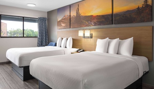 Room, 2 Queen Beds, Non Smoking