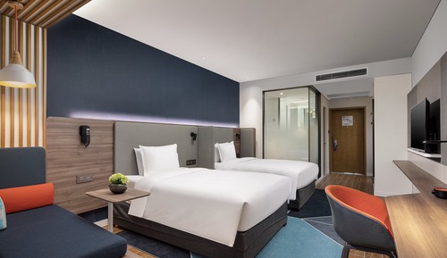 Standard Room, 2 Twin Beds, No Windows