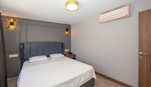 Family Twin Room