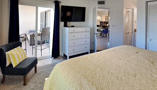 Condo, Ocean View (O35 - No Pets Allowed)