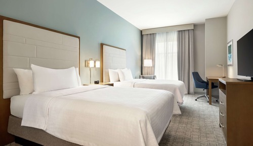 Suite, 2 Queen Beds, Accessible, Bathtub