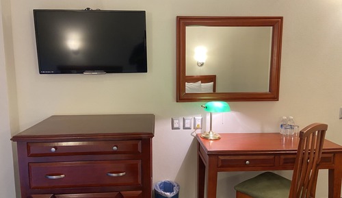 Standard Room, 1 King Bed