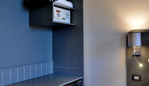 Superior Room, 2 Twin Beds, City View (Standard Twin Room)