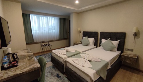 Classic Twin Room
