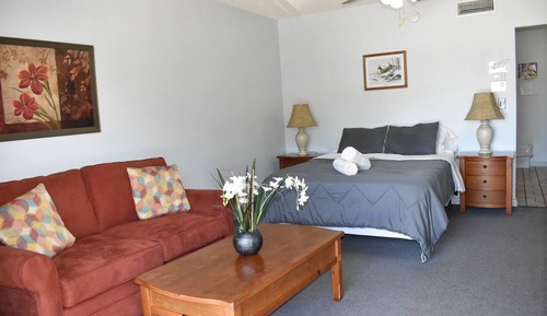 Superior Studio, Balcony, Partial Ocean View