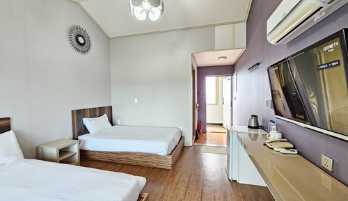 Deluxe Room, Mountain View (10PY)