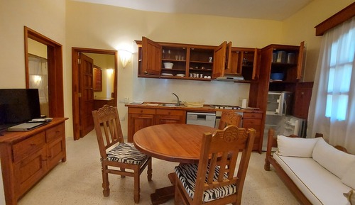 Deluxe Apartment