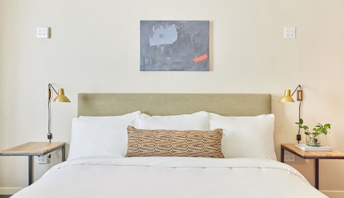 Standard Room, 1 King Bed