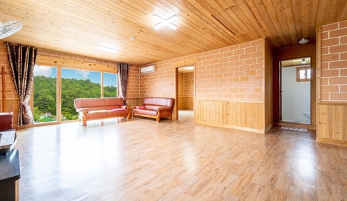 Basic Room, 2 Bedrooms (daenamu(38pyeong))