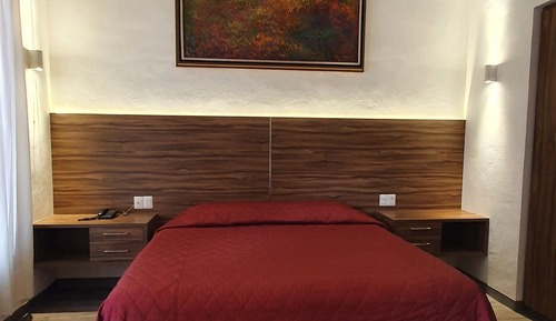 Luxury Room, 1 King Bed, Non Smoking