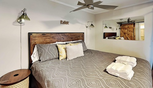 Condo, 1 King Bed with Sofa bed, Balcony, Ocean View (HHBT B340 - No Pets Allowed)