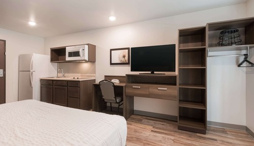 Standard Room, 1 Queen Bed, Non Smoking