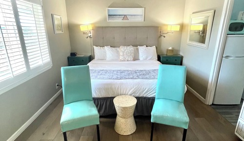 Room, 1 King Bed, Kitchenette (Room 3, 4 or 7)