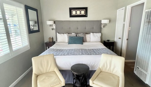Room, 1 King Bed (Room 6)