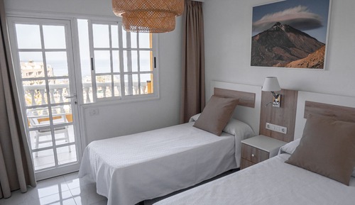 Deluxe Suite, 3 Bedrooms, Terrace, Sea View
