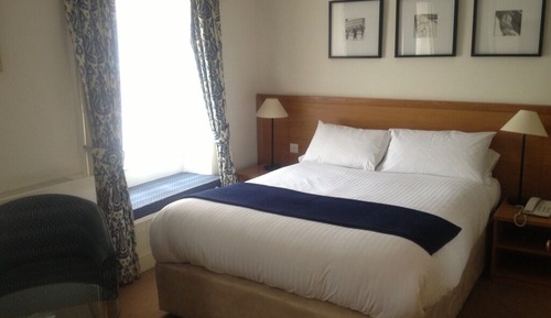 Luxury Suite, Ensuite ([Room 02 (Parnall)])