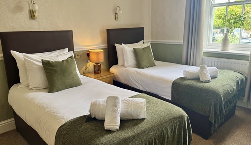 Twin Room, Ensuite