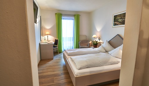 Double Room (SparZeit)