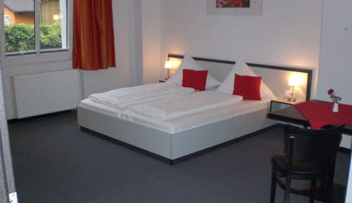 Standard Double Room, Accessible