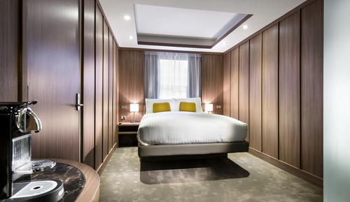 Superior Cabin with Complimentary Continental Breakfast