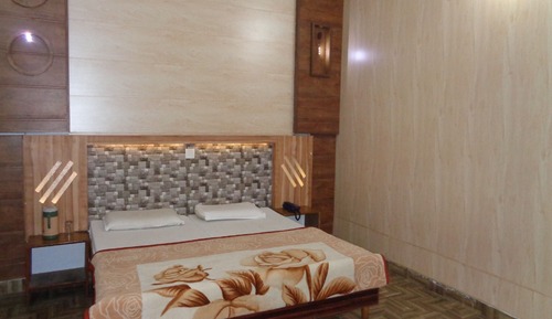 Super Deluxe Room (Non AC)