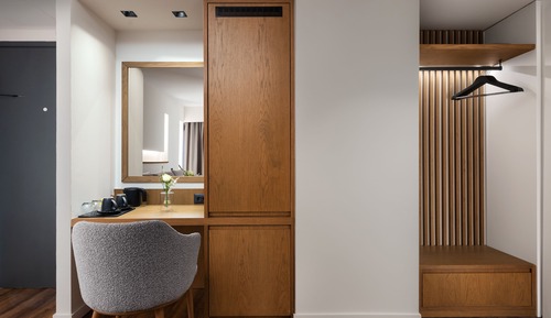 Suite, Sea View