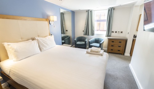 Deluxe Room, 1 King Bed