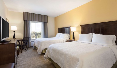 Room, 2 Queen Beds, Accessible, Non Smoking