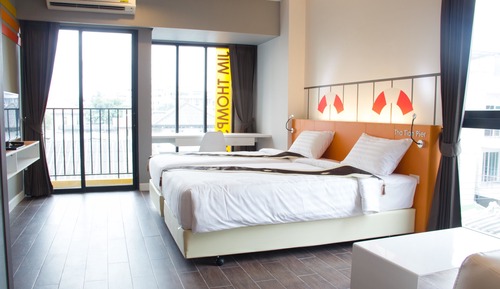 iSanook Studio Room
