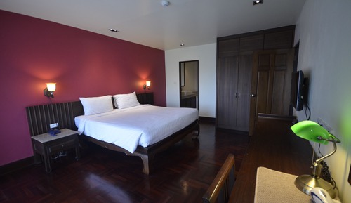 Deluxe 1 Bedroom Apartment