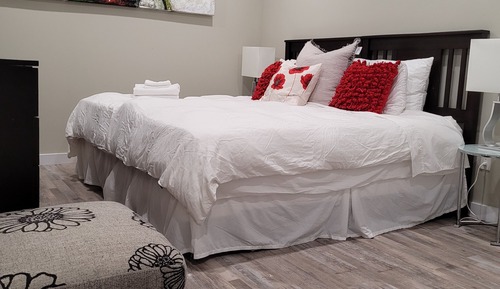 One-Bedroom Unit (Walkout Basement)-13