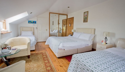 Family Room, Ensuite