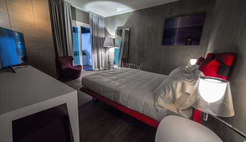 Luxury Studio Suite, Hot Tub