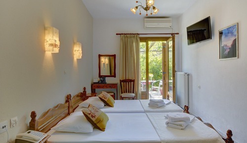 Double Room, Partial Sea View