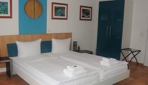 Double or Twin Room, Ensuite (Großes 2-Bettzimmer)