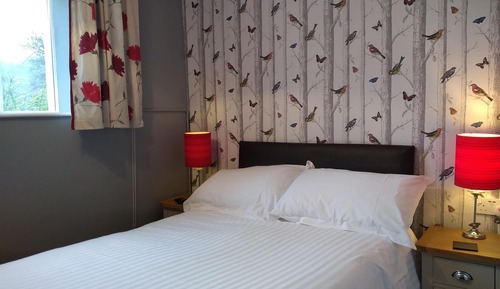 Double Room, Ensuite (Compact )