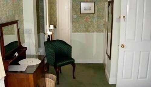 Double Room, Ensuite (with Bath & Shower)